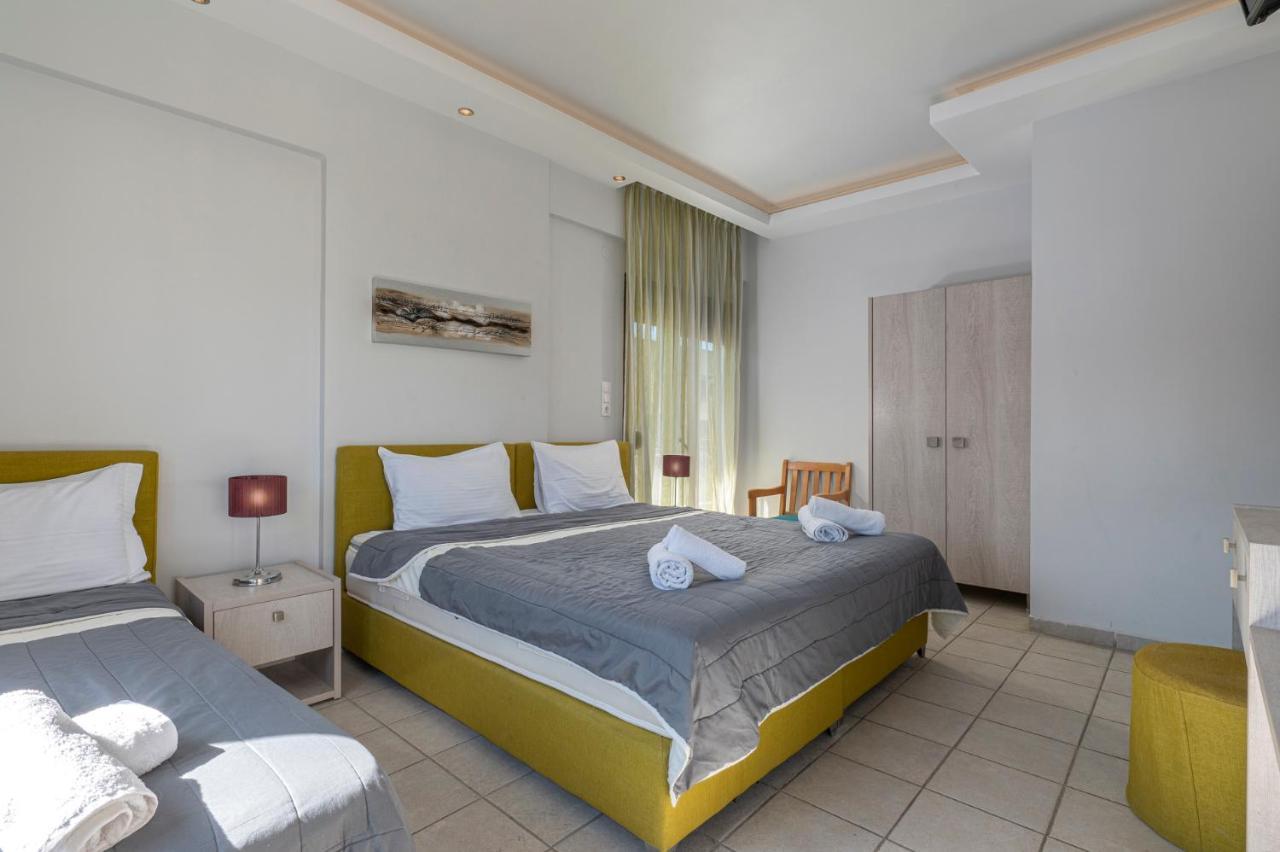 Adonis Hotel Pefkochori Exteriör bild