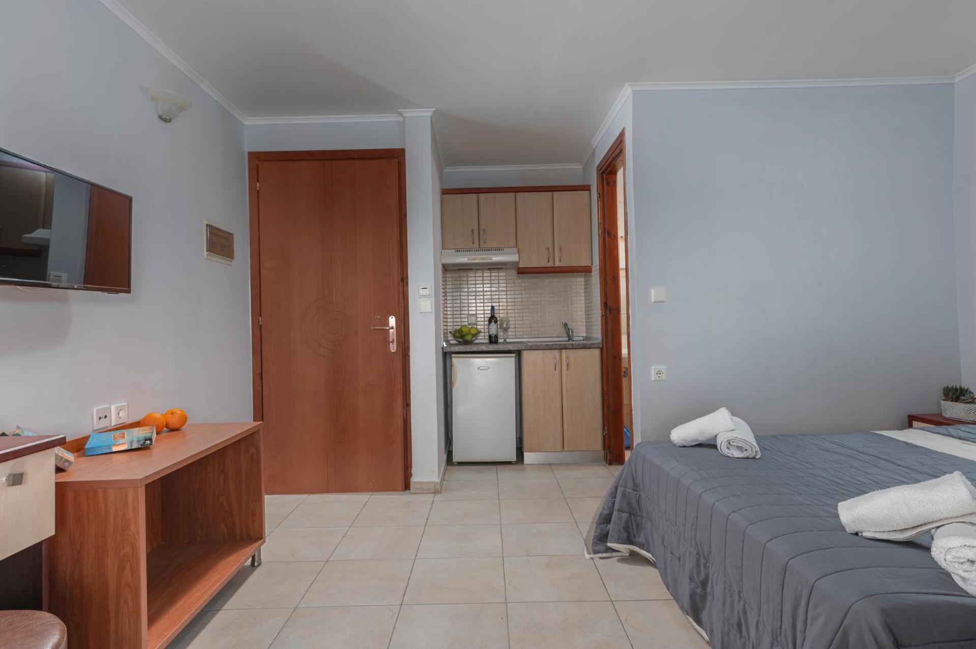 Adonis Hotel Pefkochori Rum bild